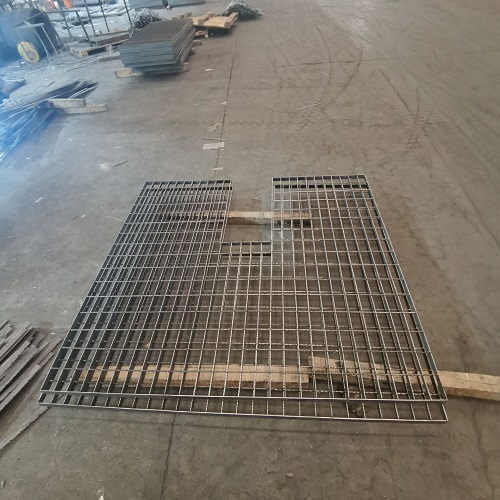 異形鋼格板鋼格柵板的技術創(chuàng)新及海外市場